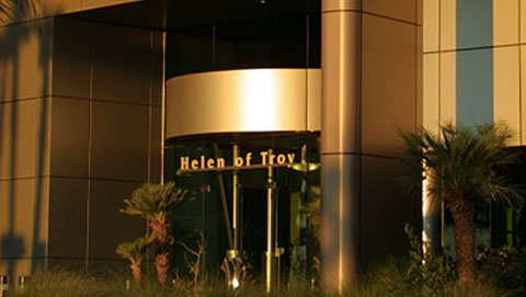 Databasis-argivering om toepassingsprestasie en SLA-lewering vir Helen of Troy te verbeter